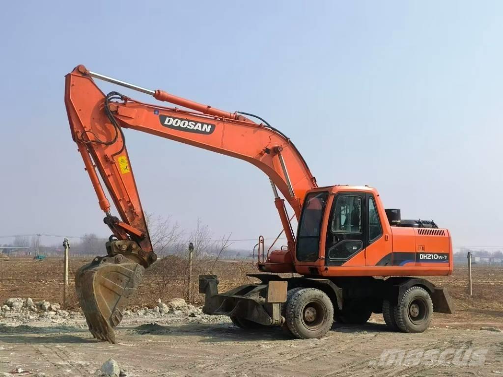Doosan DH210W-7 Gravemaskiner på hjul
