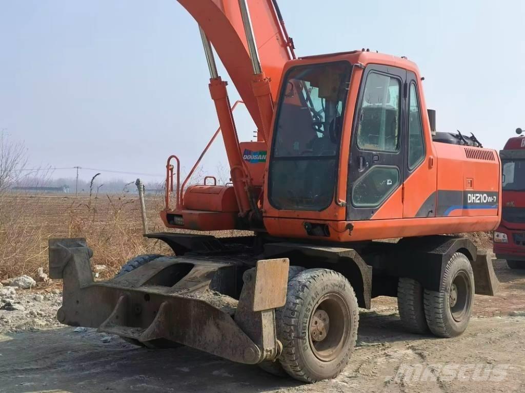 Doosan DH210W-7 Gravemaskiner på hjul