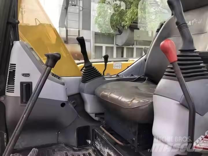 Komatsu PC78US Midi-gravemaskiner 7t - 12t