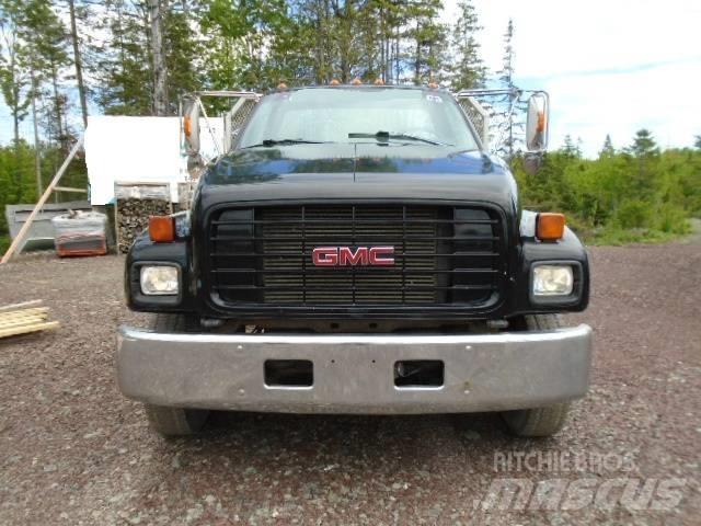 GMC C6500 Lastbil med lad/Flatbed
