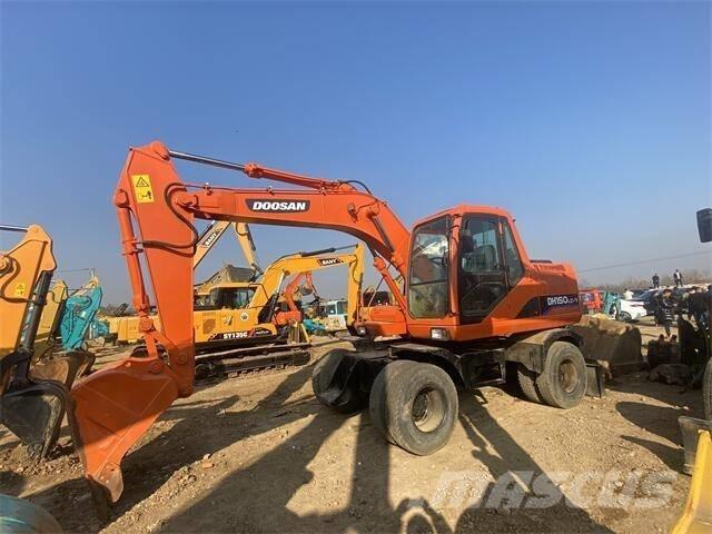 Doosan DH150LC-7 Gravemaskiner på larvebånd