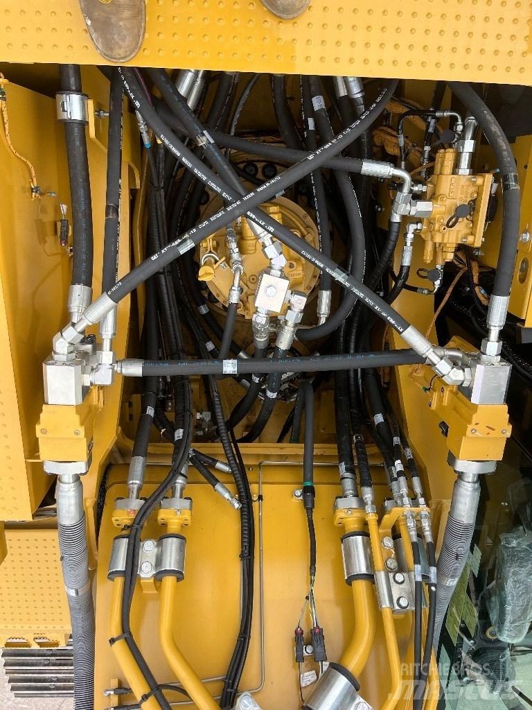 CAT 340 Gravemaskiner på larvebånd