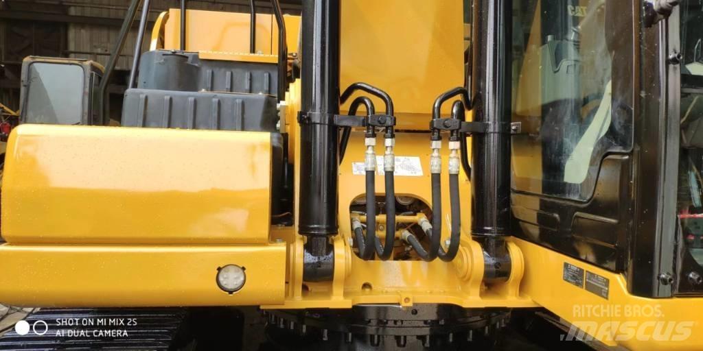 CAT 320 Gravemaskiner på larvebånd