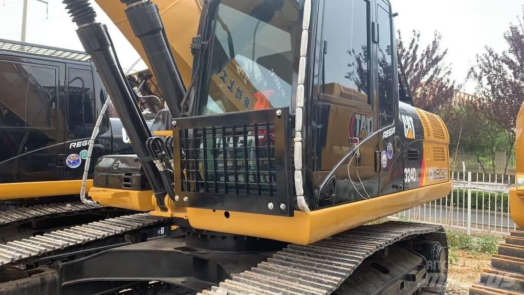CAT 324 D Gravemaskiner på larvebånd