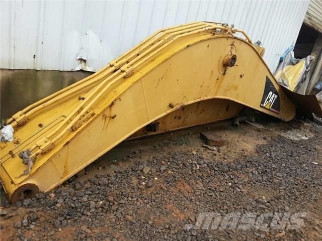 CAT 320 C Gravemaskiner med lang gravebom