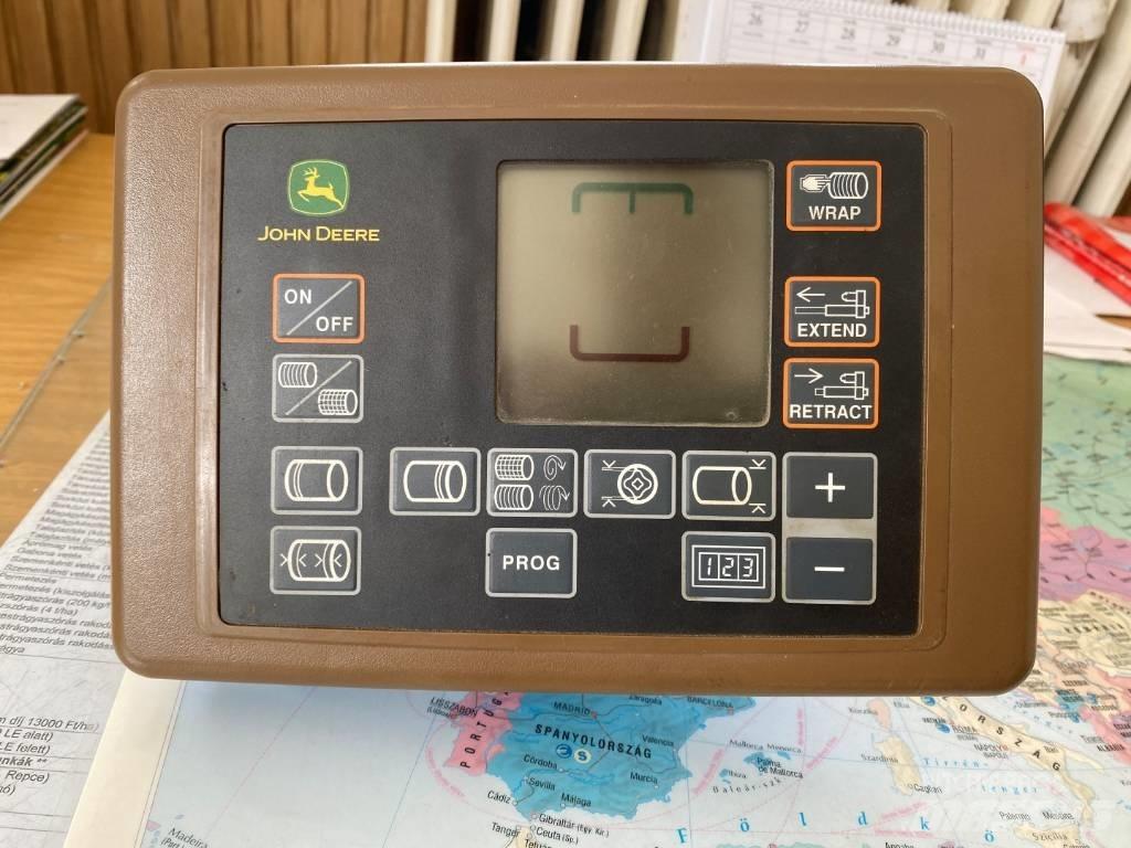 John Deere 852 Rundballe-pressere