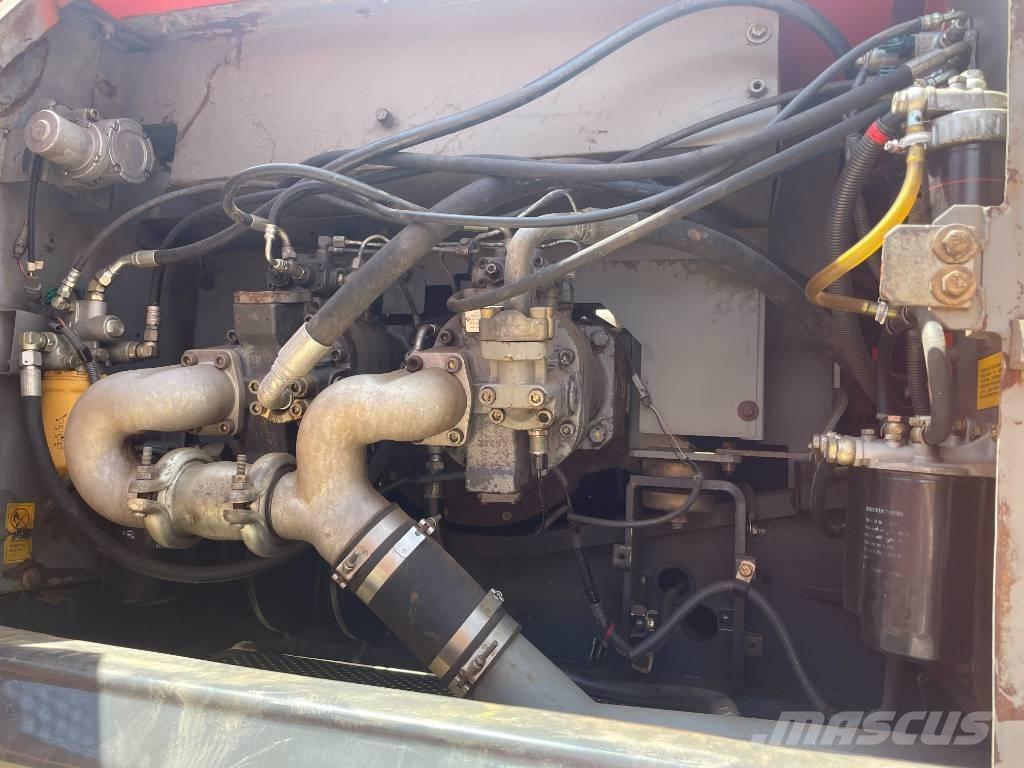 Hitachi ZX 350 Gravemaskiner på larvebånd