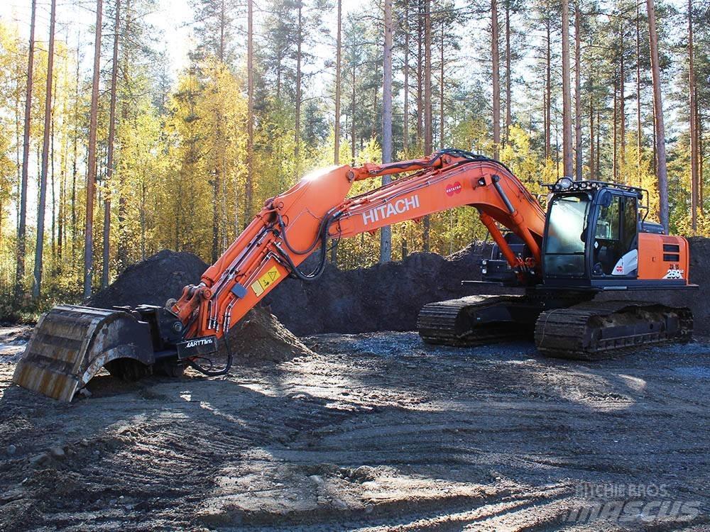 Hitachi ZX 250 LC-6 Gravemaskiner på larvebånd