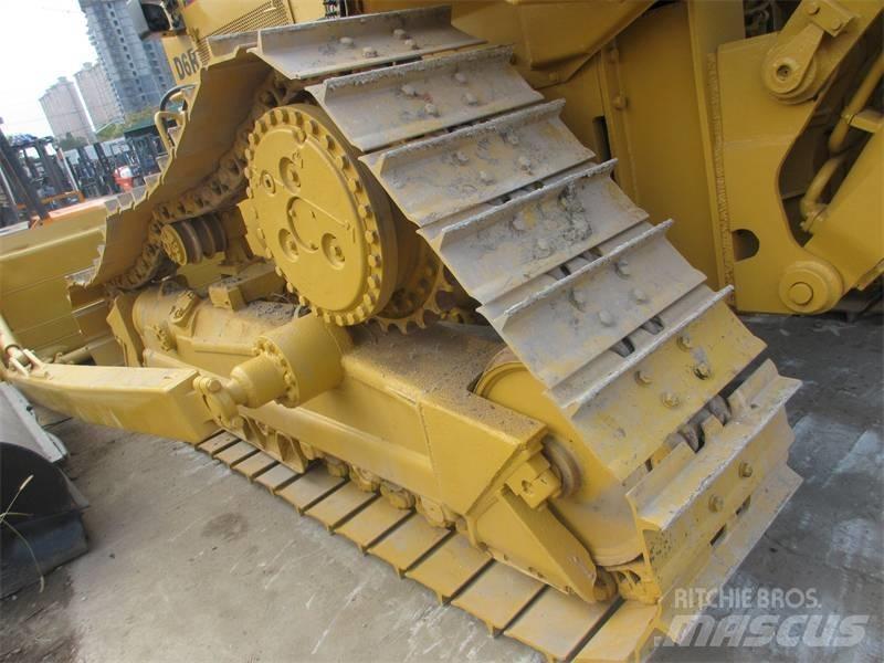 CAT D 6 R Vejhøvle / Gradere