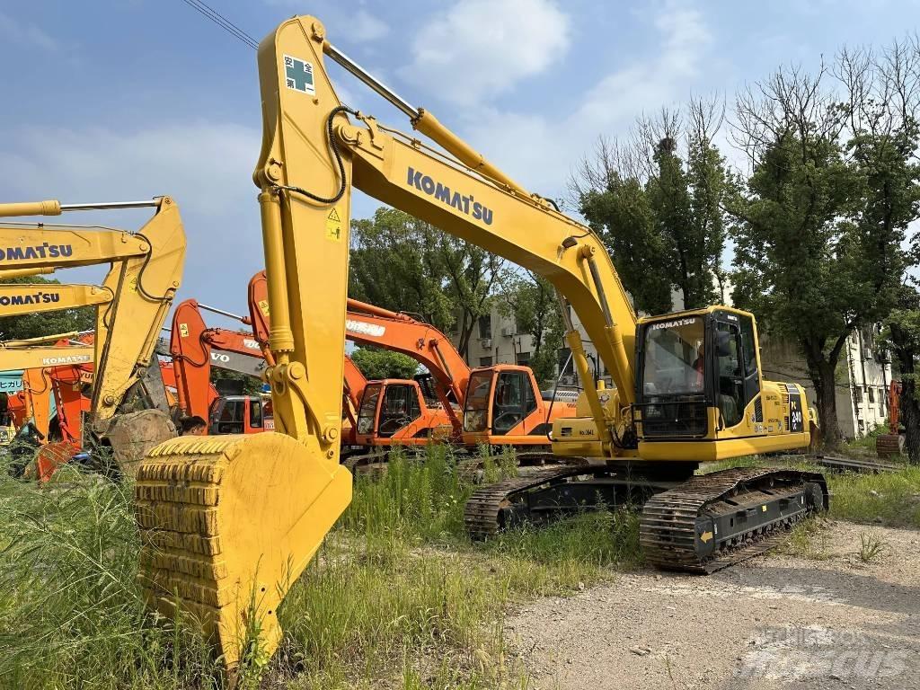 Komatsu PC240-8 Gravemaskiner på larvebånd