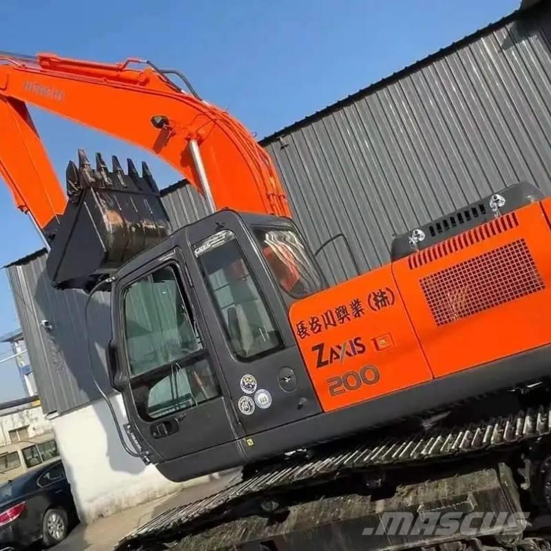 Hitachi ZX 200 Gravemaskiner på larvebånd
