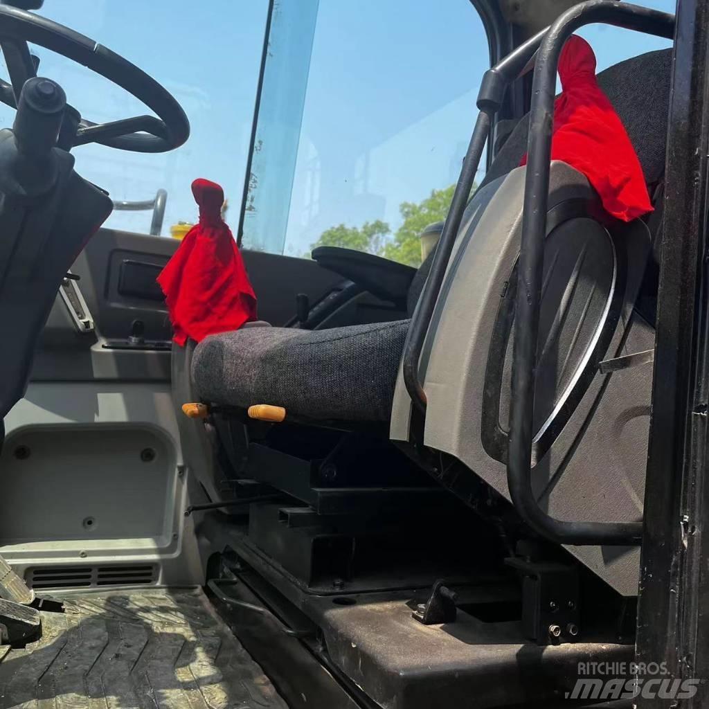 Hyundai R60W-7 Gravemaskiner på hjul