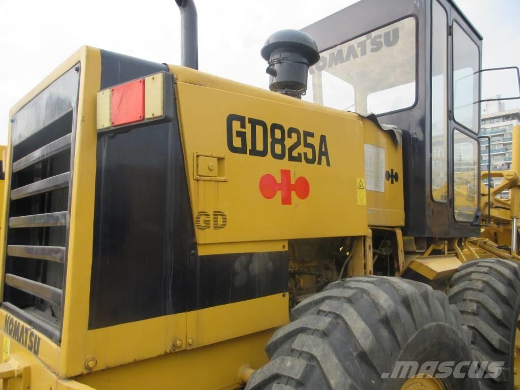 Komatsu GD 623 Vejhøvle / Gradere