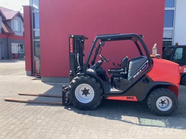 Manitou MC 25 Terrængående gaffeltruck