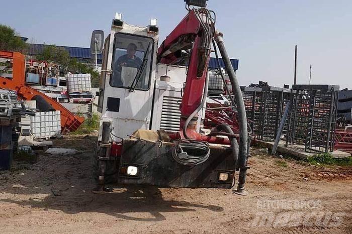 Titan IS26 Cementstens-maskiner