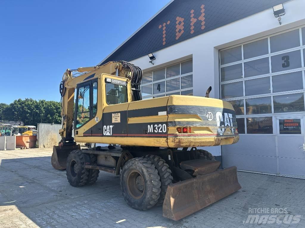 CAT M 320 VAH Gravemaskiner på hjul