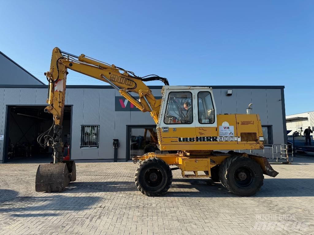 Liebherr A 900 C Gravemaskiner på hjul