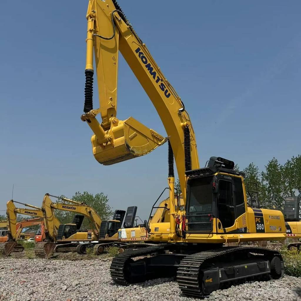 Komatsu 360 Gravemaskiner på larvebånd