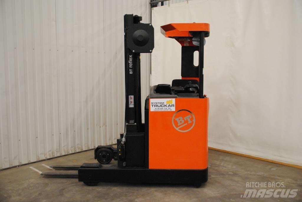 BT RRE 120M Reachtruck
