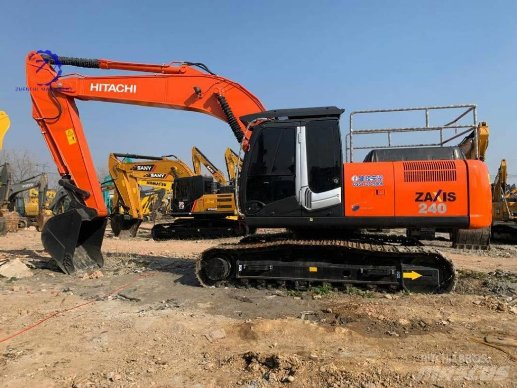 Hitachi ZX 240 Gravemaskiner på larvebånd