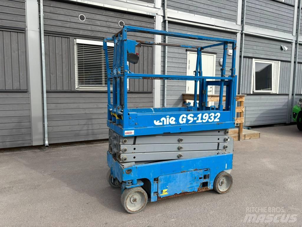 !SOLD! Genie GS 1932 Saxlifte