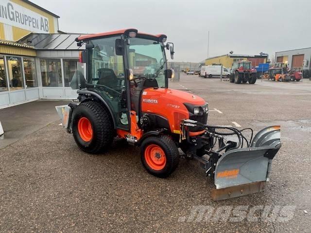 Kubota STW 37 Kompakte traktorer