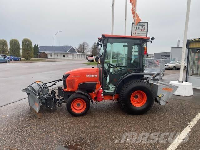 Kubota STW 37 Kompakte traktorer