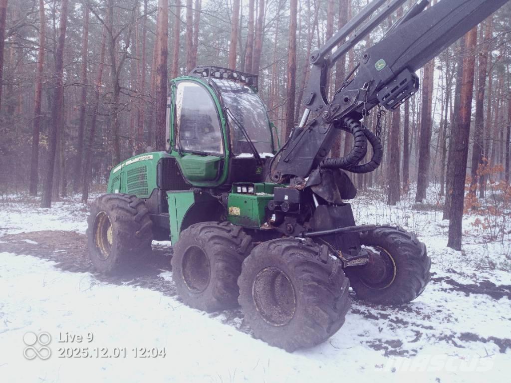 John Deere 1170 E Skovningsmaskiner