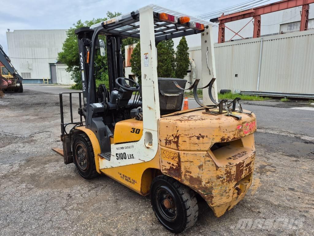 TCM FG 30 T Gaffeltrucks - andre
