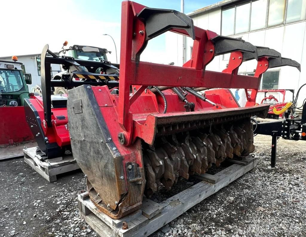 PRINOTH M700 Buskryddere / Grenknusere