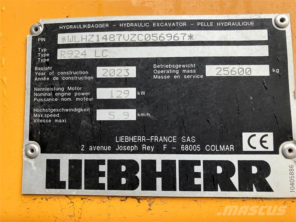 Liebherr R924 Gravemaskiner på larvebånd