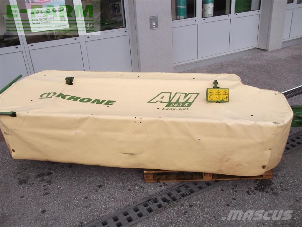 Krone am 243 s Græsslåmaskiner