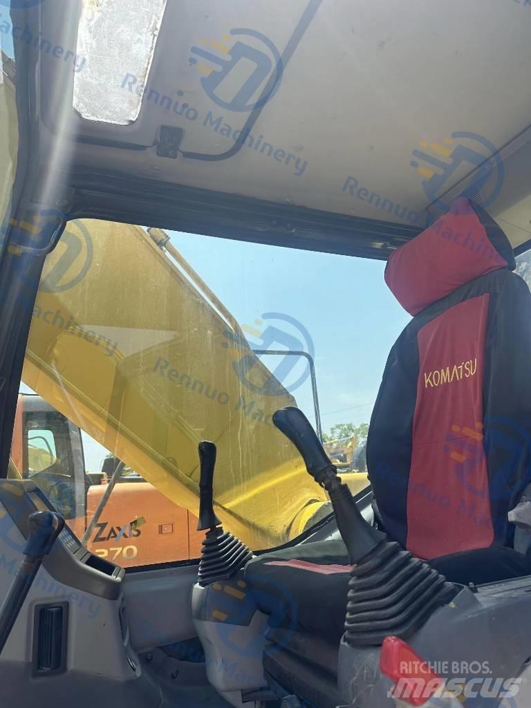 Komatsu PC220-7 Gravemaskiner på larvebånd