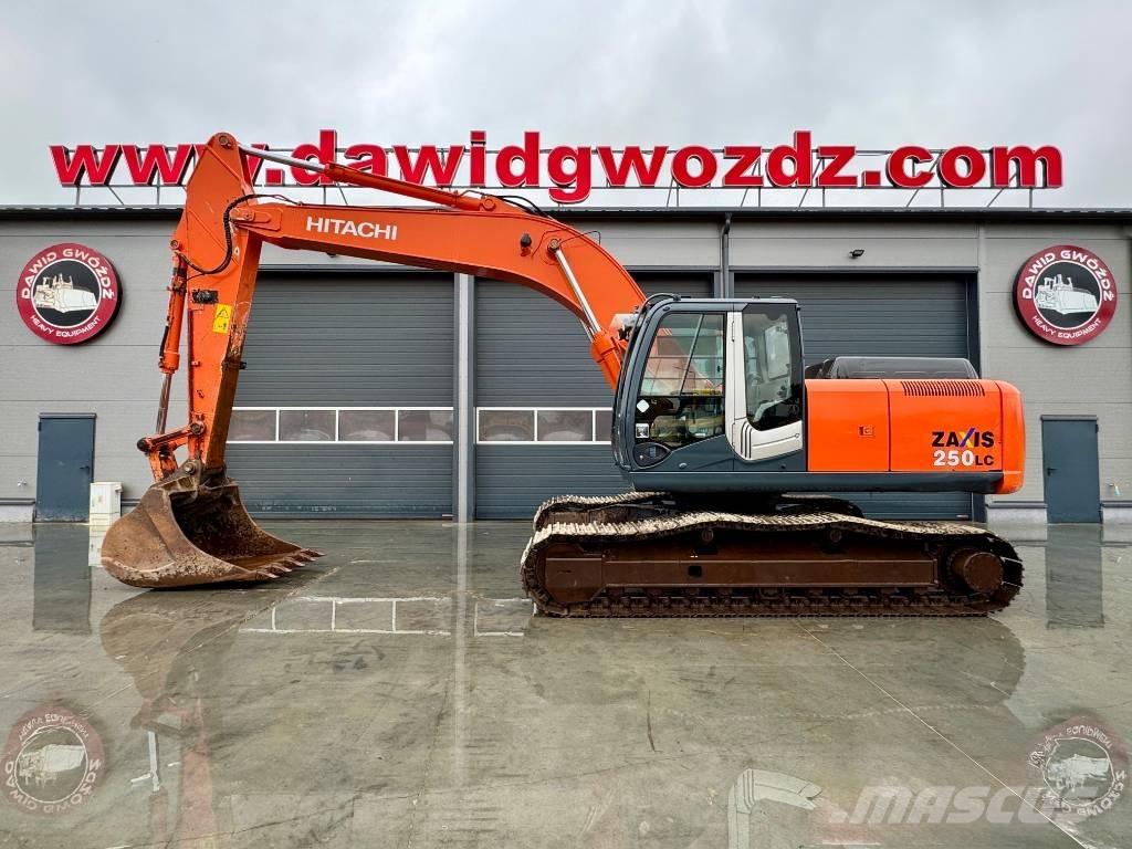 Hitachi ZX 250 LC-3 Gravemaskiner på larvebånd