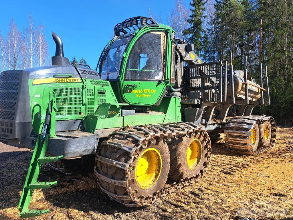 John Deere 1210G Udkørselsmaskiner