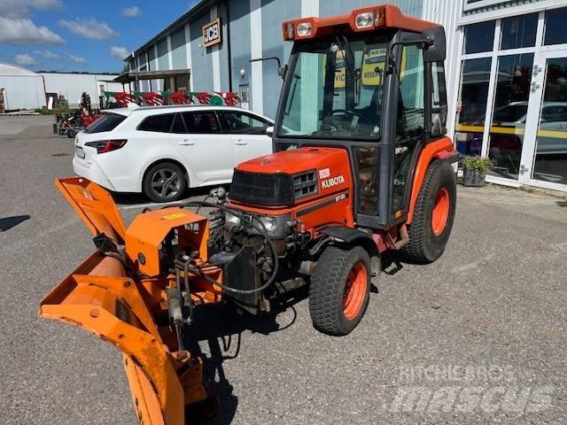 Kubota ST 30 Kompakte traktorer