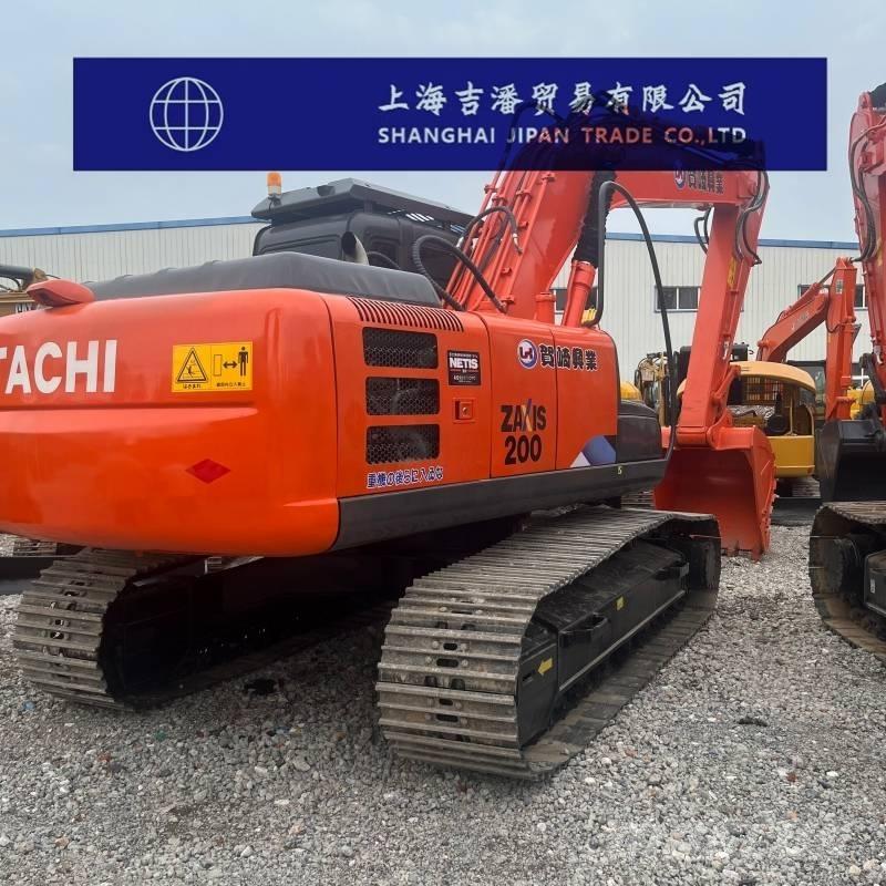 Hitachi ZX 200 Gravemaskiner på larvebånd