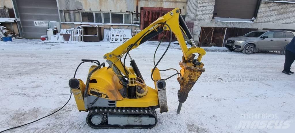 Brokk 90 Nedbrydningsmaskiner