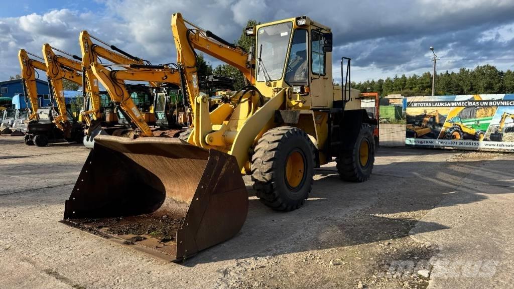 Komatsu WA 200 Læssemaskiner på hjul