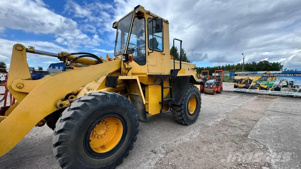 Komatsu WA 200 Læssemaskiner på hjul