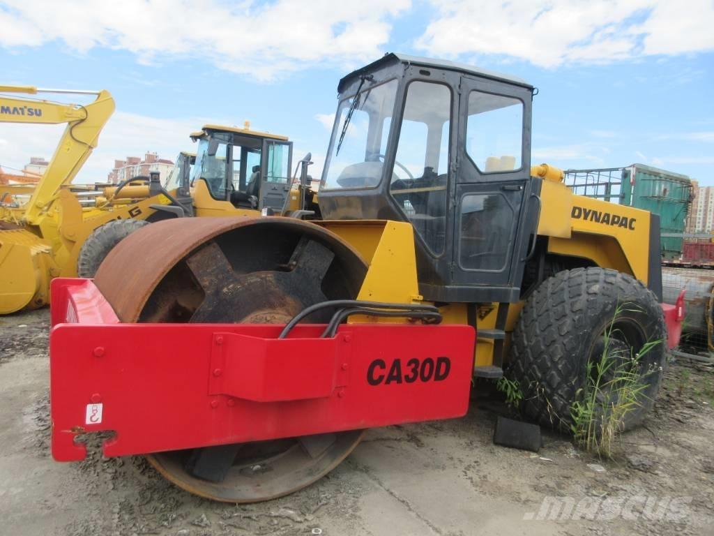 Dynapac CA 30 D Enkelt tromle