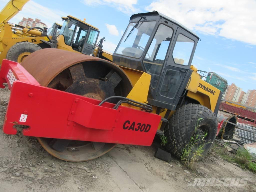 Dynapac CA 30 D Enkelt tromle