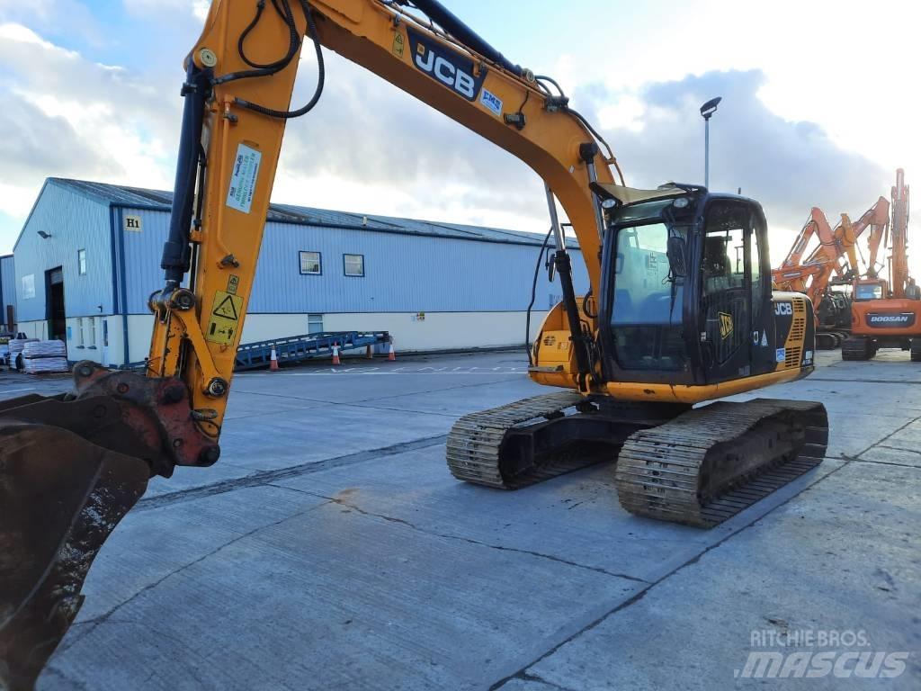 JCB JS 130 LC Gravemaskiner på larvebånd