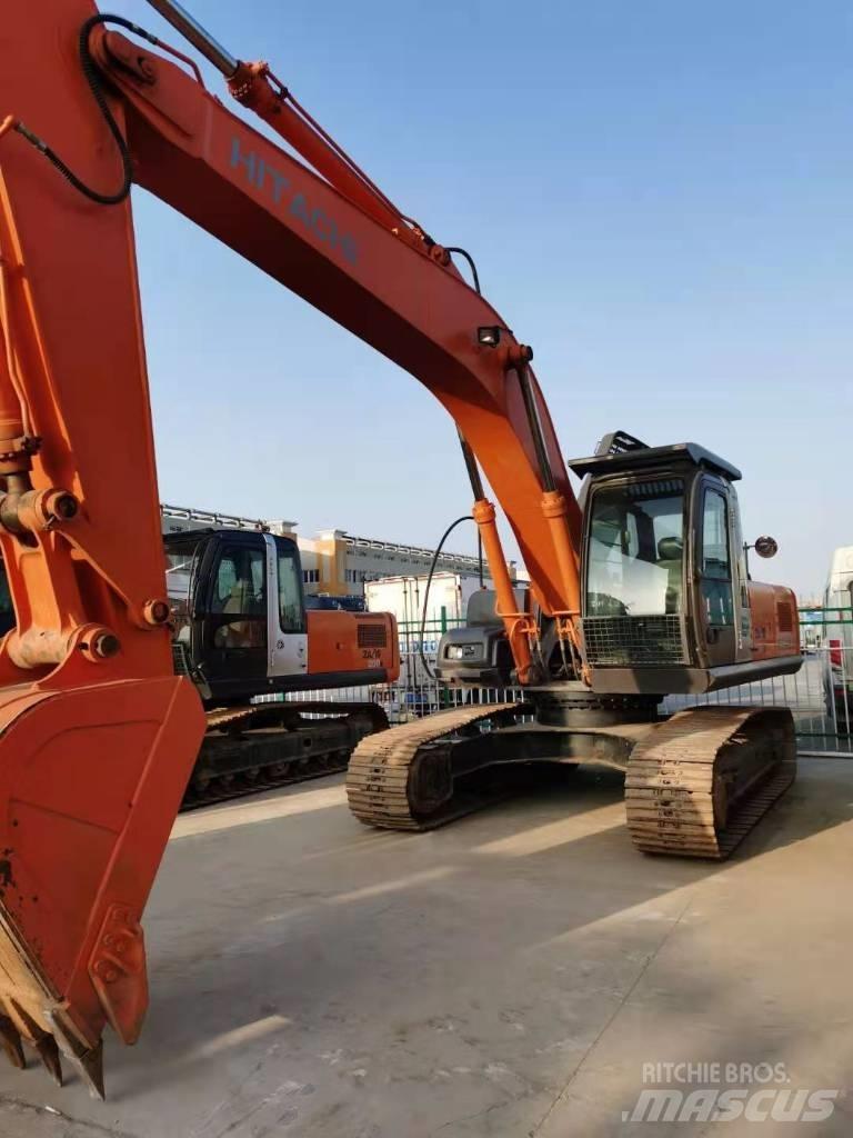 Hitachi ZX 210 Gravemaskiner på larvebånd
