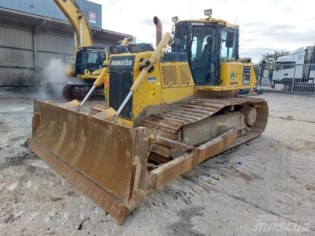Komatsu D65PX-18 Bulldozer på larvebånd
