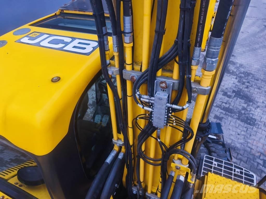 JCB JS 145 W Gravemaskiner på hjul