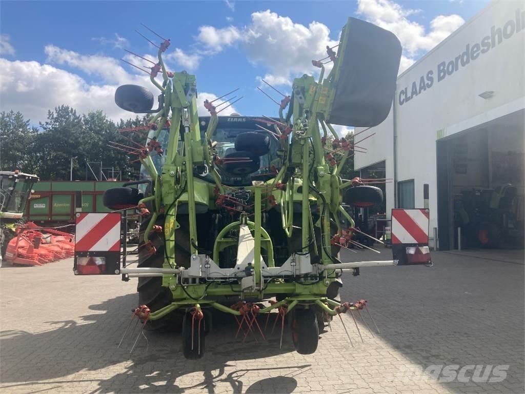 CLAAS Volto 900 River og høvendere