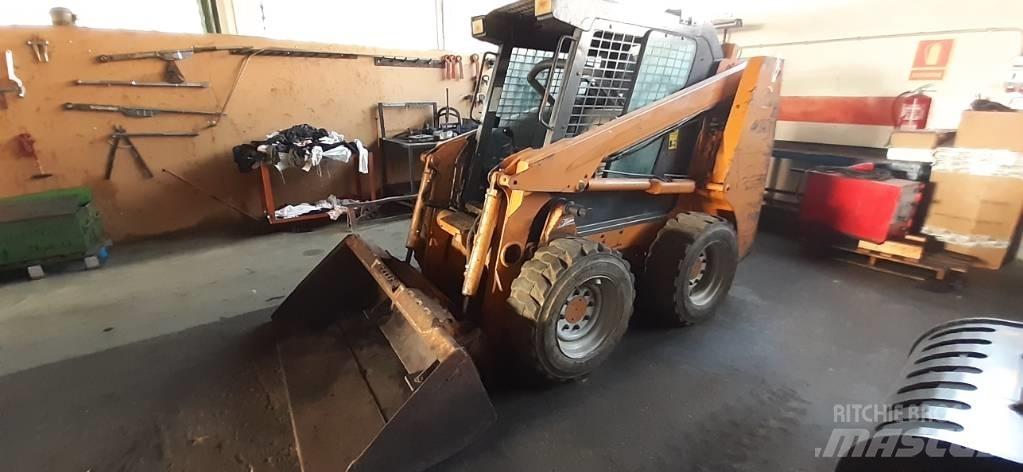 CASE 40XT Minilæsser - skridstyret