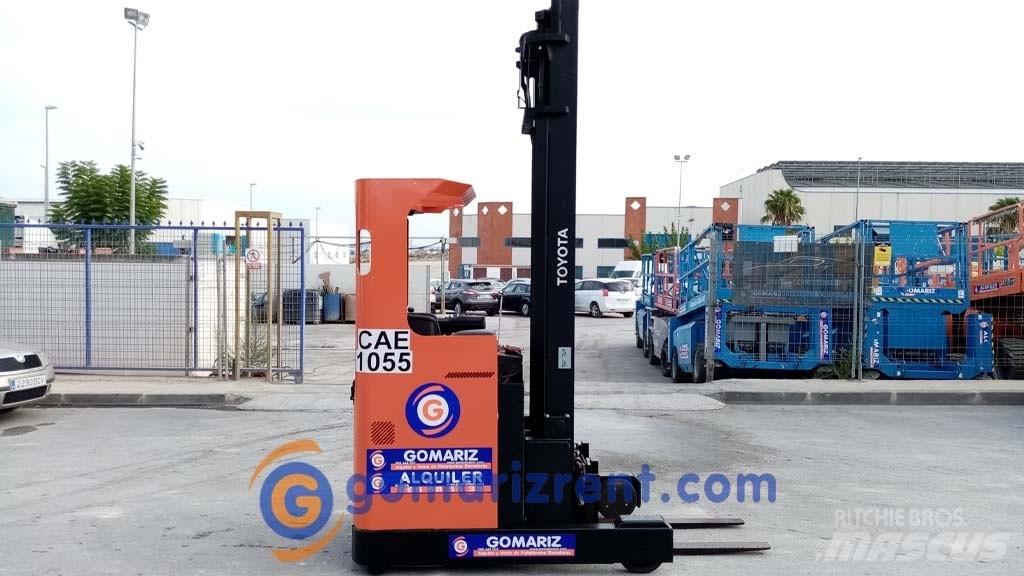 Toyota 7 FB RE 16 N Reachtruck