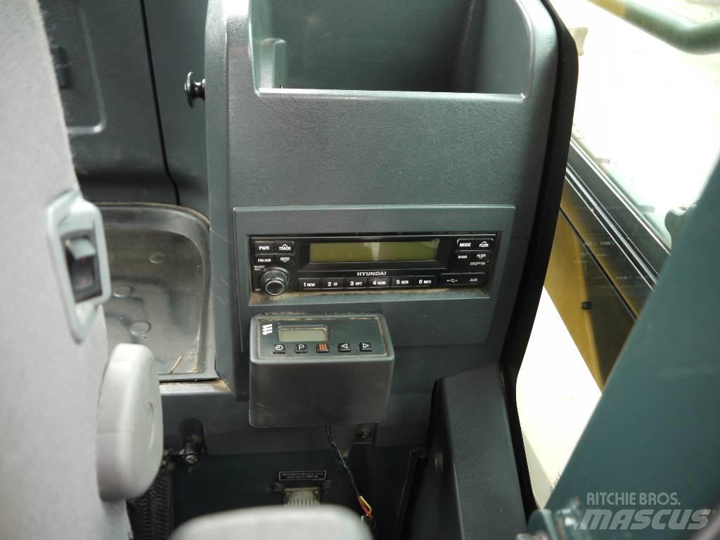 Hyundai R 220 LC-9A Gravemaskiner på larvebånd